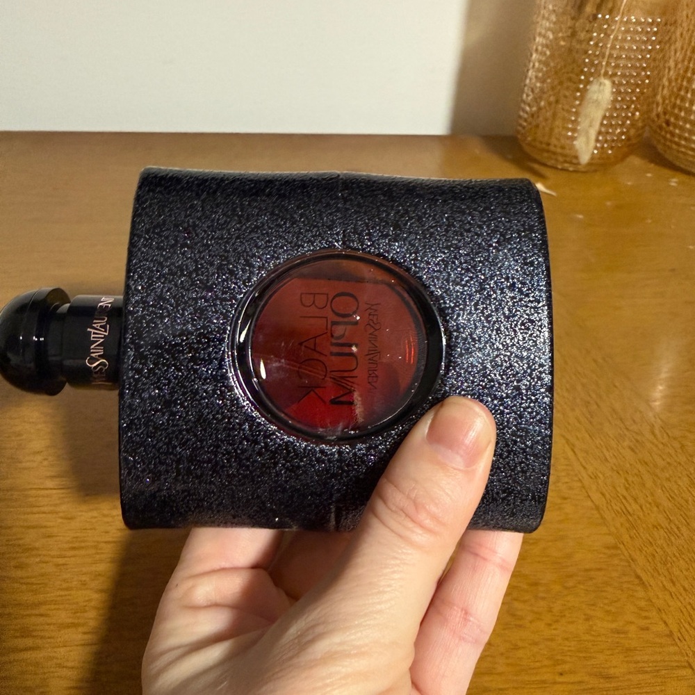 Yves Saint Laurent Black Opium - Picture 3 of 3